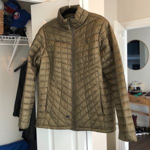 Northface puffy jacket